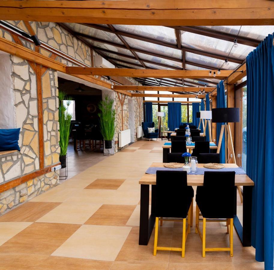 Hotel Pod Sowa Sokolec Exterior foto